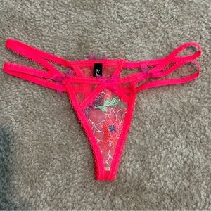 NWOT For Love and Lemons x Victoria Secret Shimmer Zinnia Embroidery Thong XS